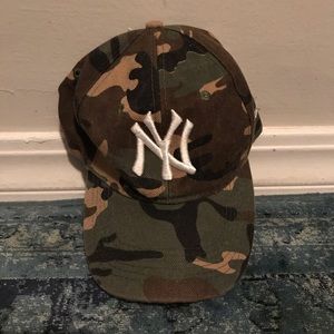 Camo Yankees baseball cap